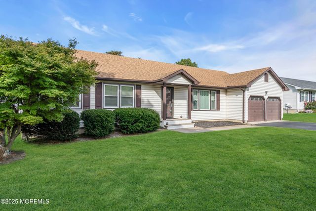 928 Goose Creek Road, Toms River, NJ 08753