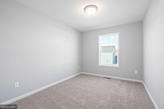 2617 Ivan Avenue NE, Saint Michael, MN 55376