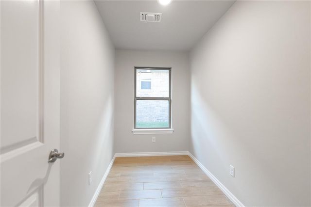 10329 SW 55th Terrace, Mustang, OK 73064