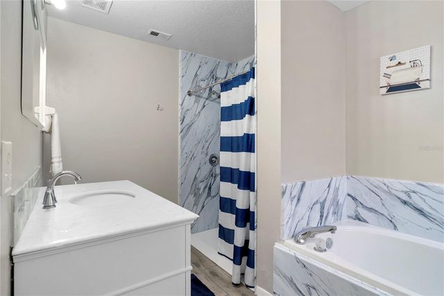 1311 CENTURY OAK DRIVE, Ocoee, FL 34761