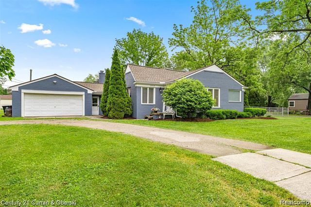 29118 Clarita Street, Livonia, MI 48152