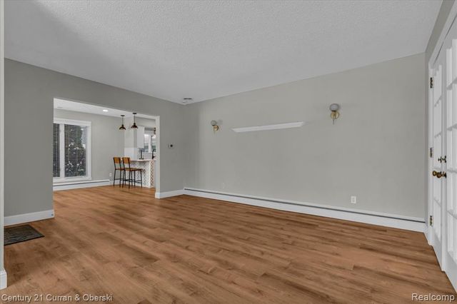 29118 Clarita Street, Livonia, MI 48152