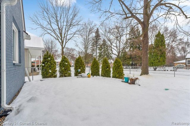 29118 Clarita Street, Livonia, MI 48152