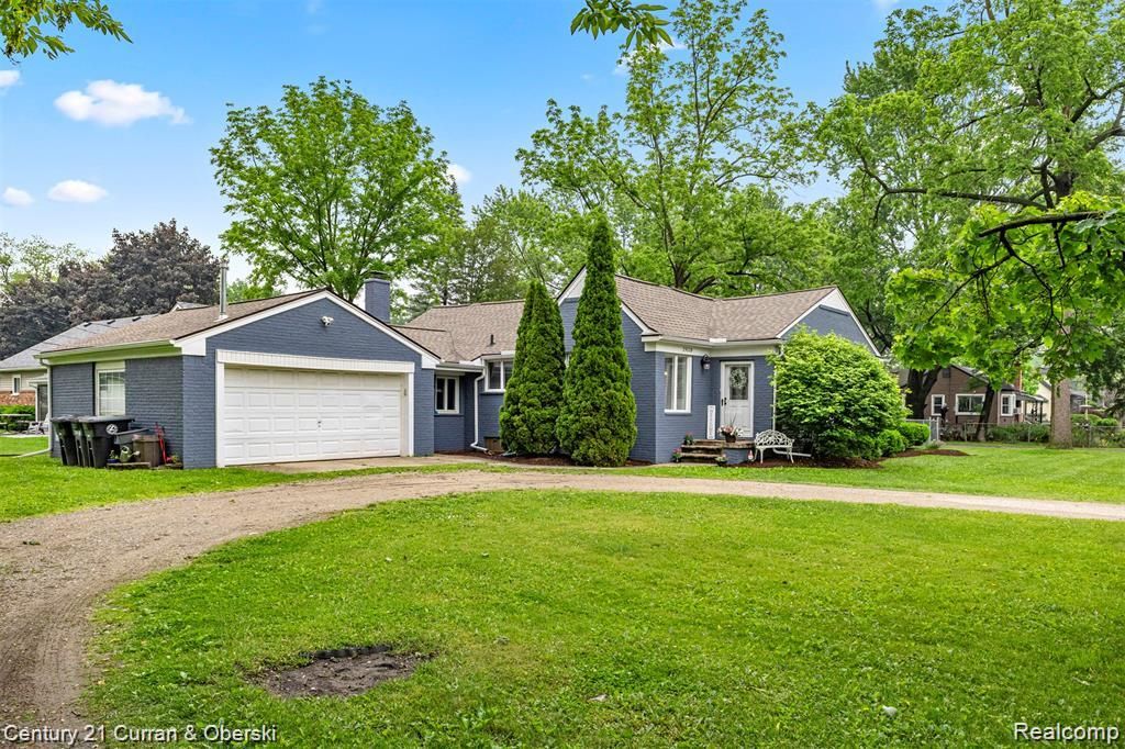 29118 Clarita Street, Livonia, MI 48152