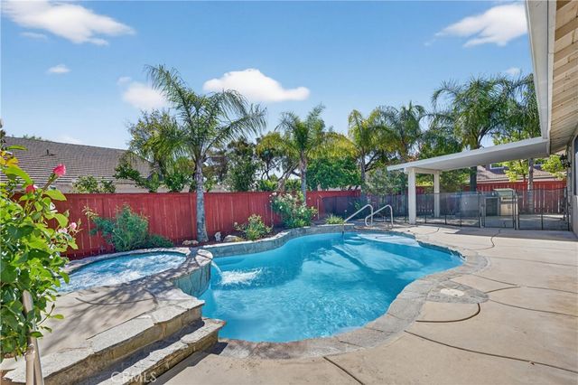 24501 Corte Rojelio, Murrieta, CA 92562