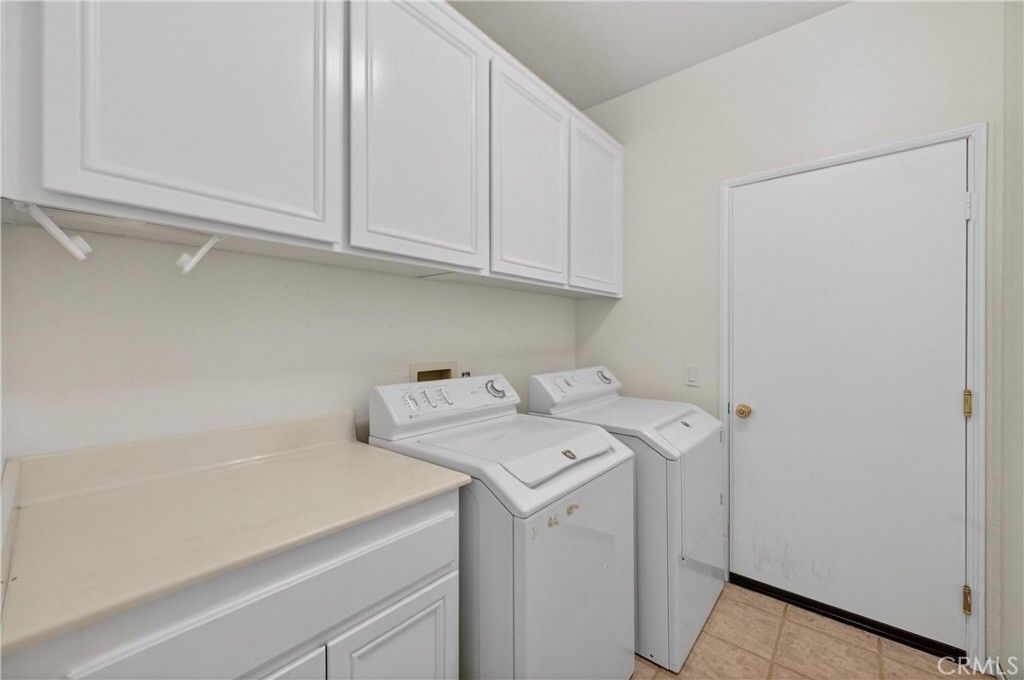 Image 21 of property listing at 24501 Corte Rojelio, Murrieta, CA 92562