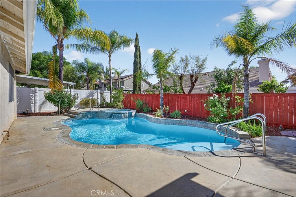 Image 24 of property listing at 24501 Corte Rojelio, Murrieta, CA 92562