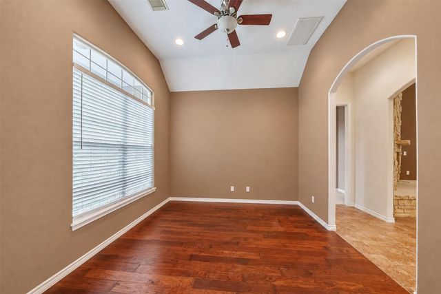 12195 N Lake Vista Drive, Willis, TX 77318