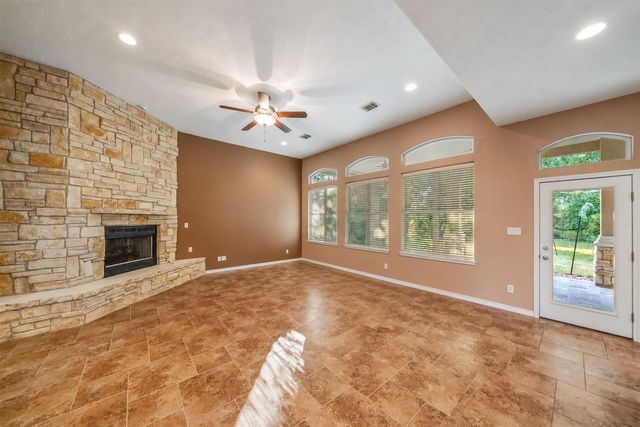 12195 N Lake Vista Drive, Willis, TX 77318