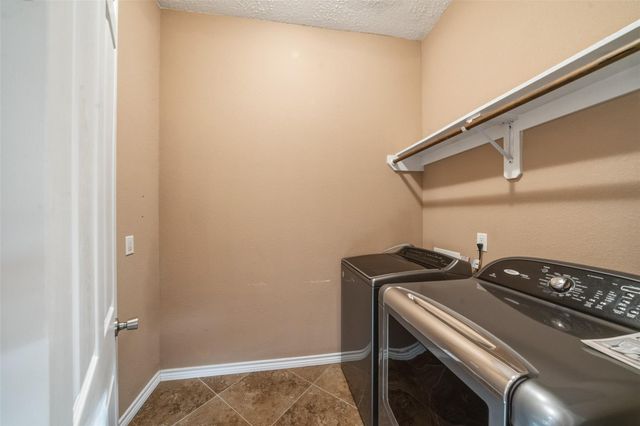12195 N Lake Vista Drive, Willis, TX 77318