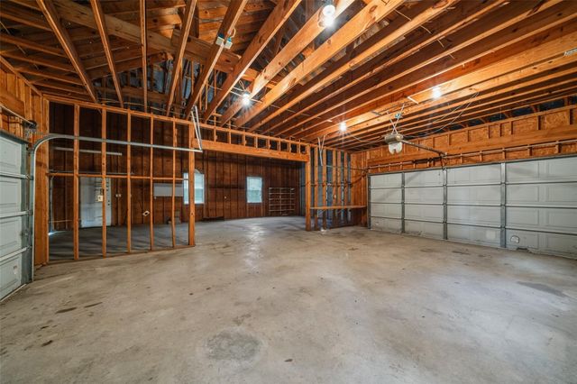 12195 N Lake Vista Drive, Willis, TX 77318