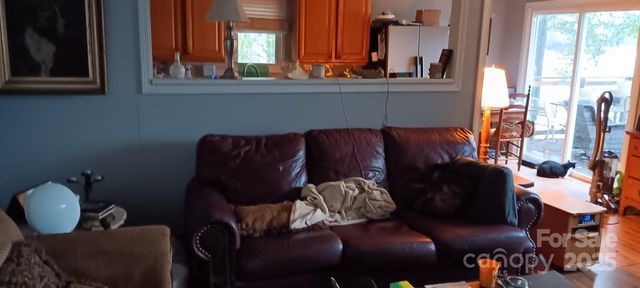 6604 Harbor Lane, Conover, NC 28613