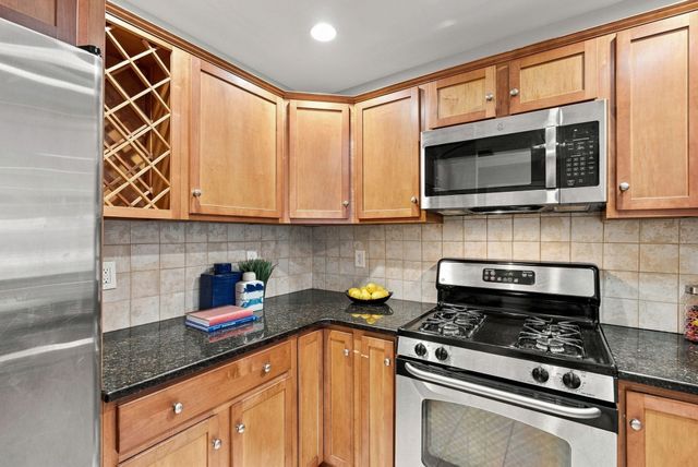 120 Wyllis Avenue 104, Everett, MA 02149