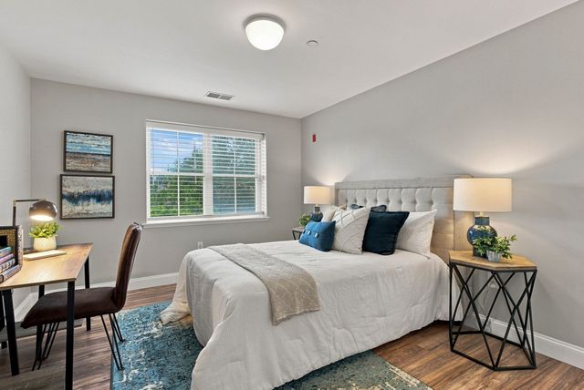 120 Wyllis Avenue 104, Everett, MA 02149
