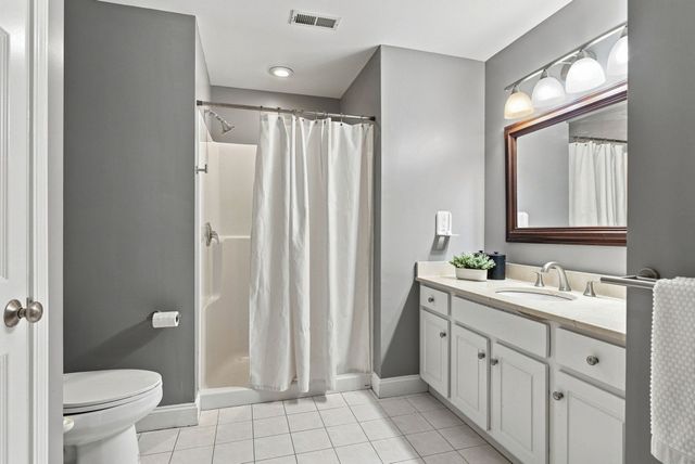 120 Wyllis Avenue 104, Everett, MA 02149