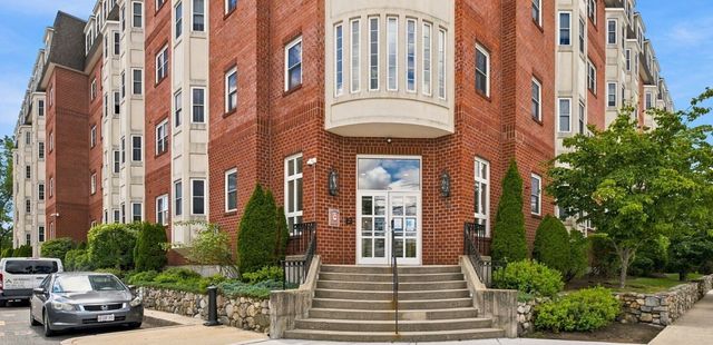 120 Wyllis Avenue 104, Everett, MA 02149