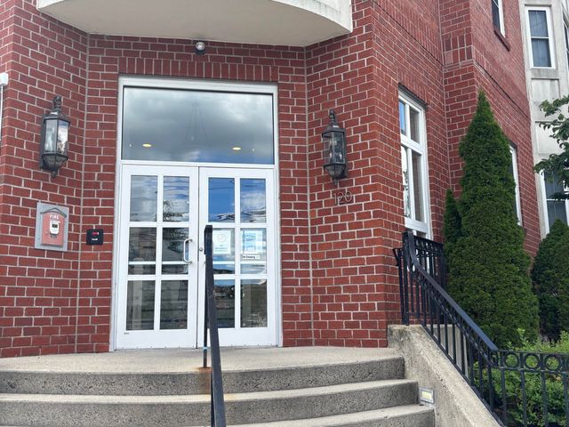 120 Wyllis Avenue 104, Everett, MA 02149
