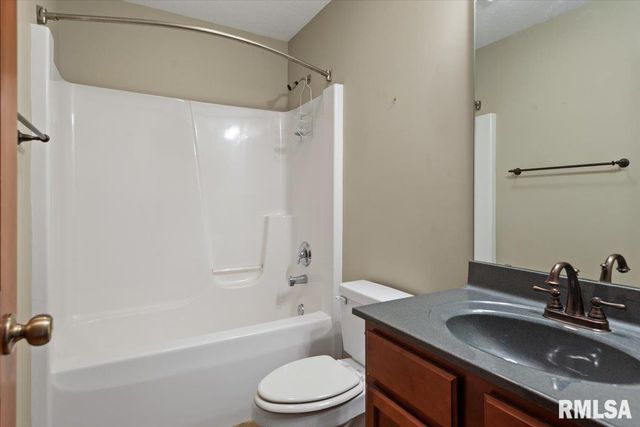 5404 Jaeger Drive, Springfield, IL 62711