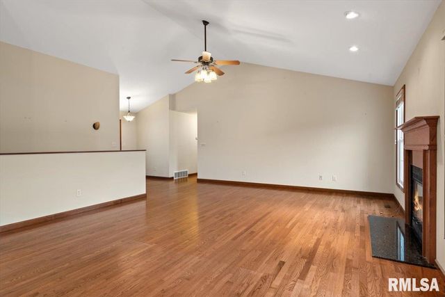 5404 Jaeger Drive, Springfield, IL 62711