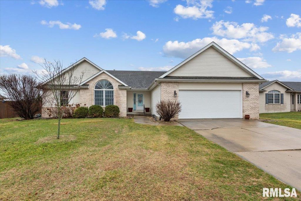 5404 Jaeger Drive, Springfield, IL 62711