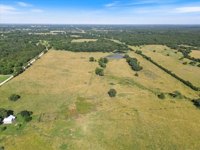 000 Spring Grove Road, Elkland, MO 65644