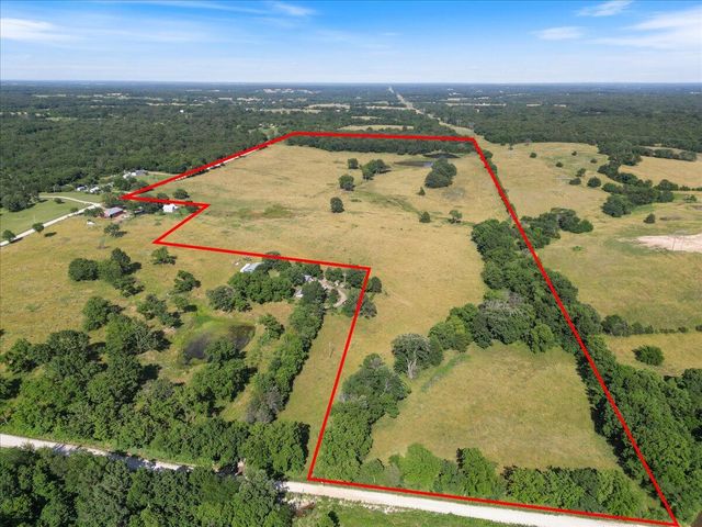 000 Spring Grove Road, Elkland, MO 65644