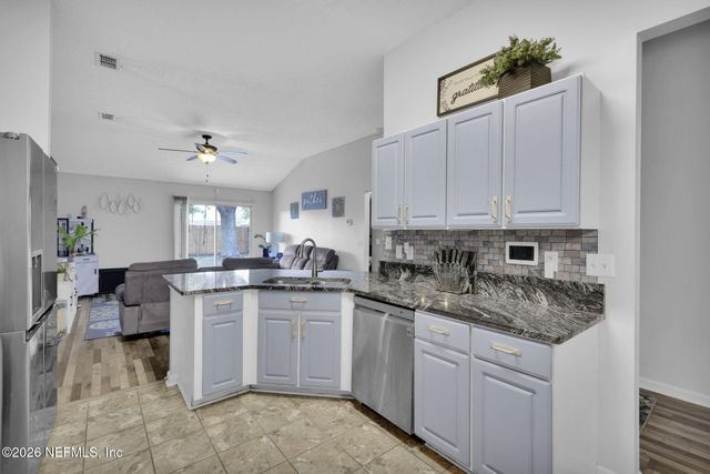8267 STELLING Drive, Jacksonville, FL 32244