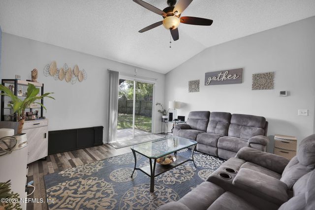 8267 STELLING Drive, Jacksonville, FL 32244