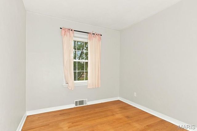 7080 S Villanova Drive, Affton, MO 63123