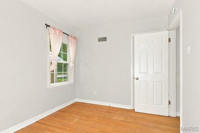 7080 S Villanova Drive, Affton, MO 63123