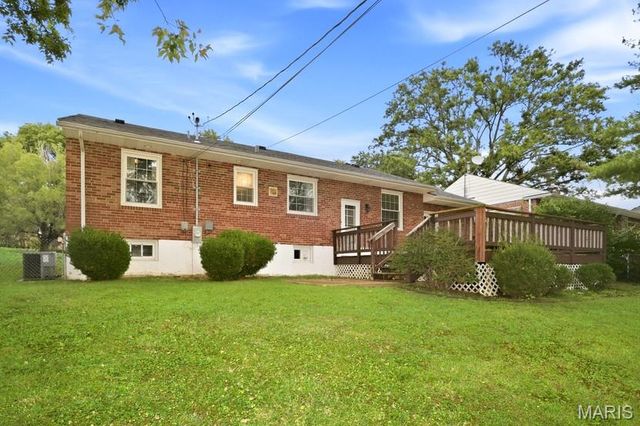 7080 S Villanova Drive, Affton, MO 63123