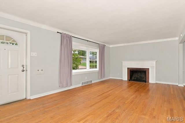 7080 S Villanova Drive, Affton, MO 63123