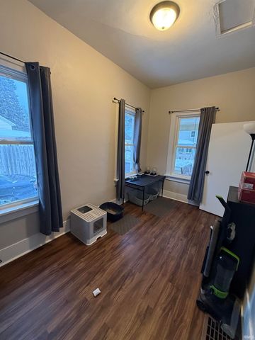 214 Clark Street, Kendallville, IN 46755