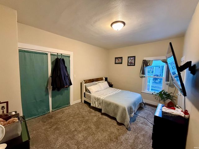 214 Clark Street, Kendallville, IN 46755