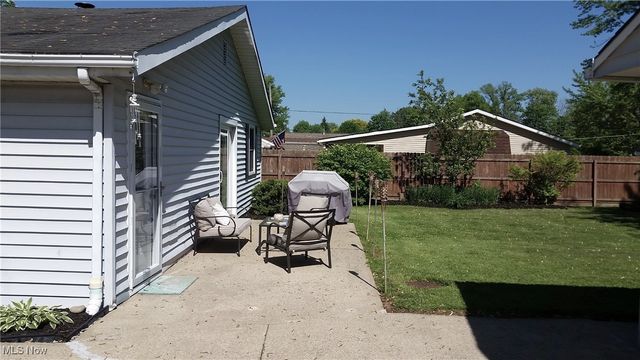 3812 Laurel Road, Brunswick, OH 44212