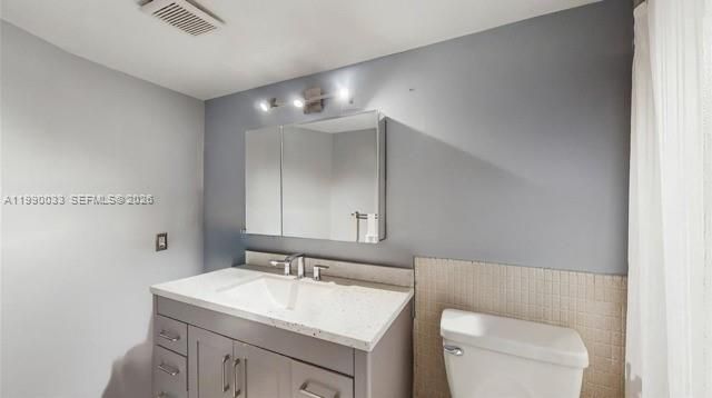 1401 NE 191st St D117, Miami, FL 33179