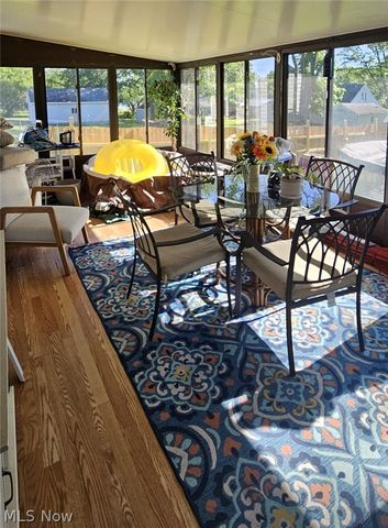 139 Dehoff Drive, Austintown, OH 44515