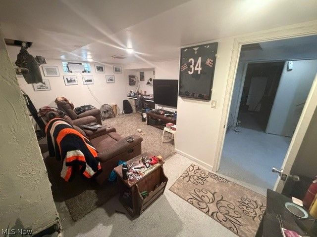 139 Dehoff Drive, Austintown, OH 44515