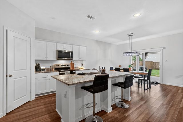 1324 Fleckman Drive, Fort Worth, TX 76052