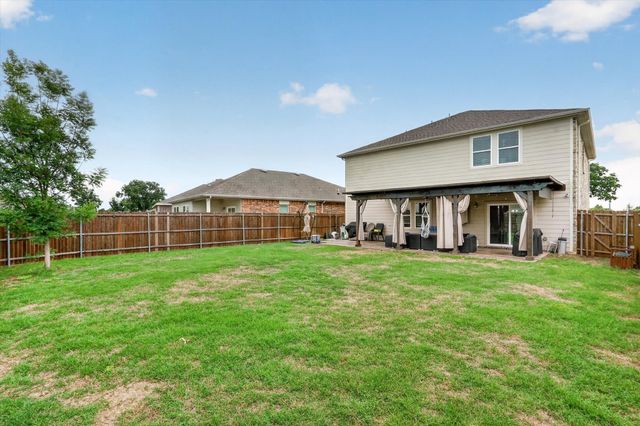 1324 Fleckman Drive, Fort Worth, TX 76052