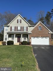 12975 TORCHLIGHT DR, Woodbridge, VA 22193
