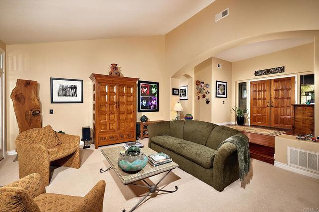 974 Summer Holly Lane, Encinitas, CA 92024