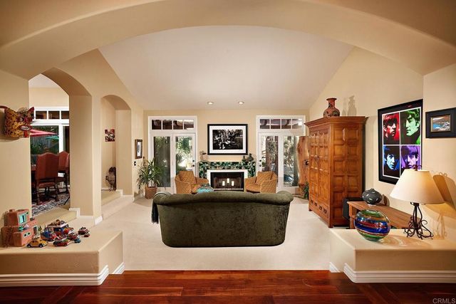 974 Summer Holly Lane, Encinitas, CA 92024