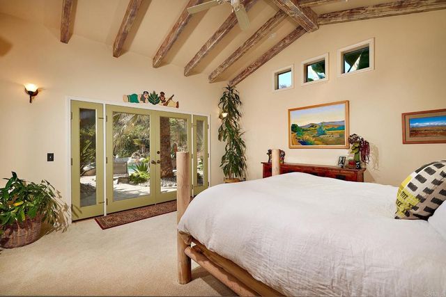 974 Summer Holly Lane, Encinitas, CA 92024