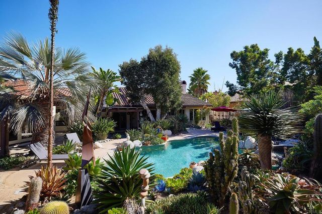 974 Summer Holly Lane, Encinitas, CA 92024