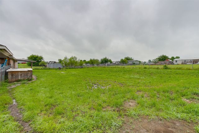 9124 Alabama Street, Joshua, TX 76058