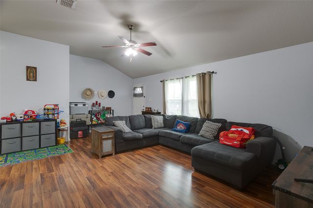 9124 Alabama Street, Joshua, TX 76058