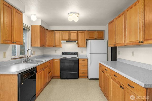 1413 Index Avenue NE, Renton, WA 98058