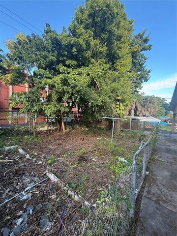 5181 NW 5th St, Miami, FL 33126