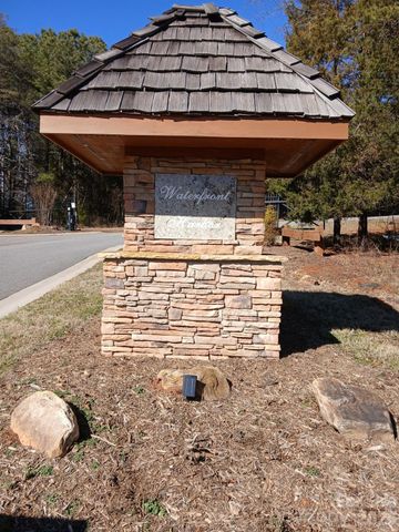 5747 Lake Pointe Drive, Granite Falls, NC 28630